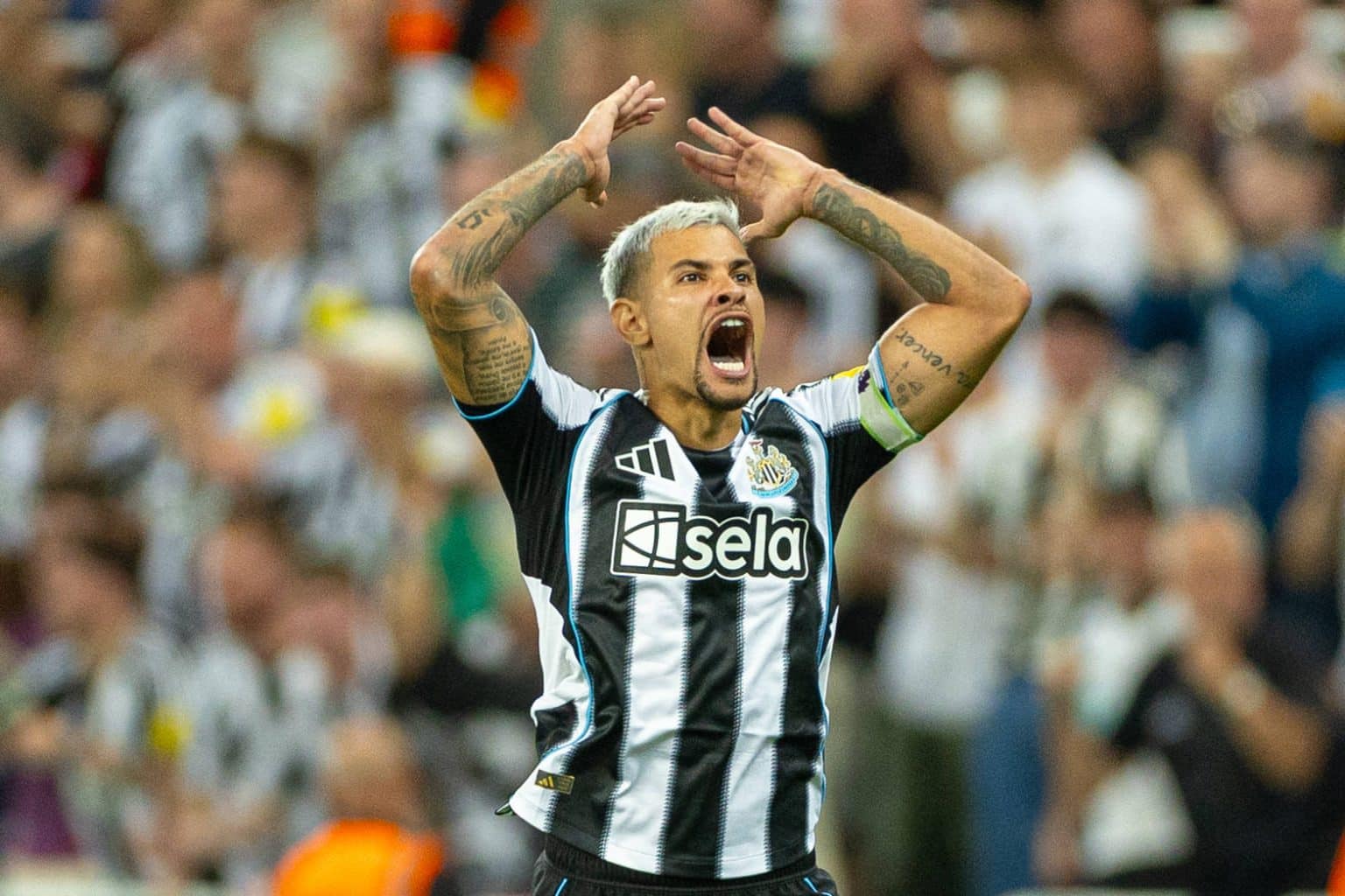 Rio Ngumoha và khoảnh khắc người hùng